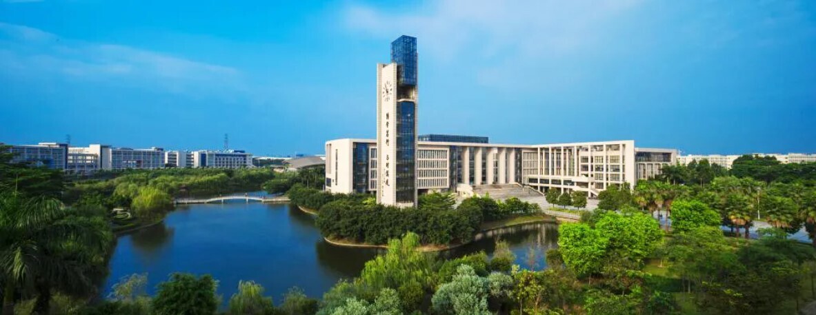 一卡通行！AG超玩会电竞俱乐部为广州大学打造的新一代校园卡系统有点“牛”！(图1)