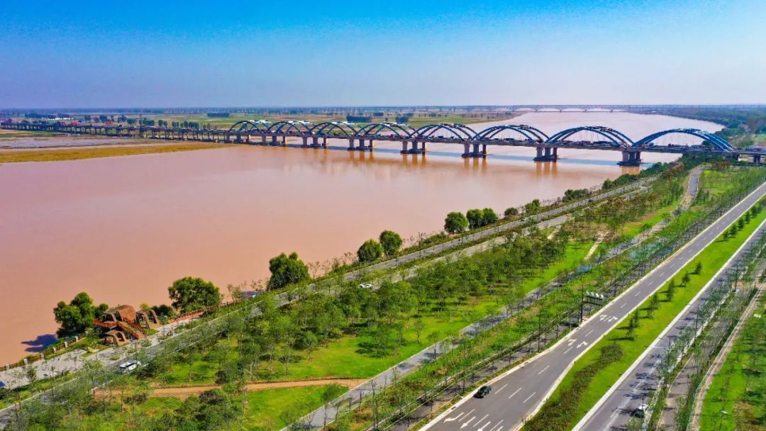 谱写平安河南更加出彩新篇章丨法治光耀平安河南(图2) 谱写平安河南更加出彩新篇章丨法治光耀平安河南(图2)